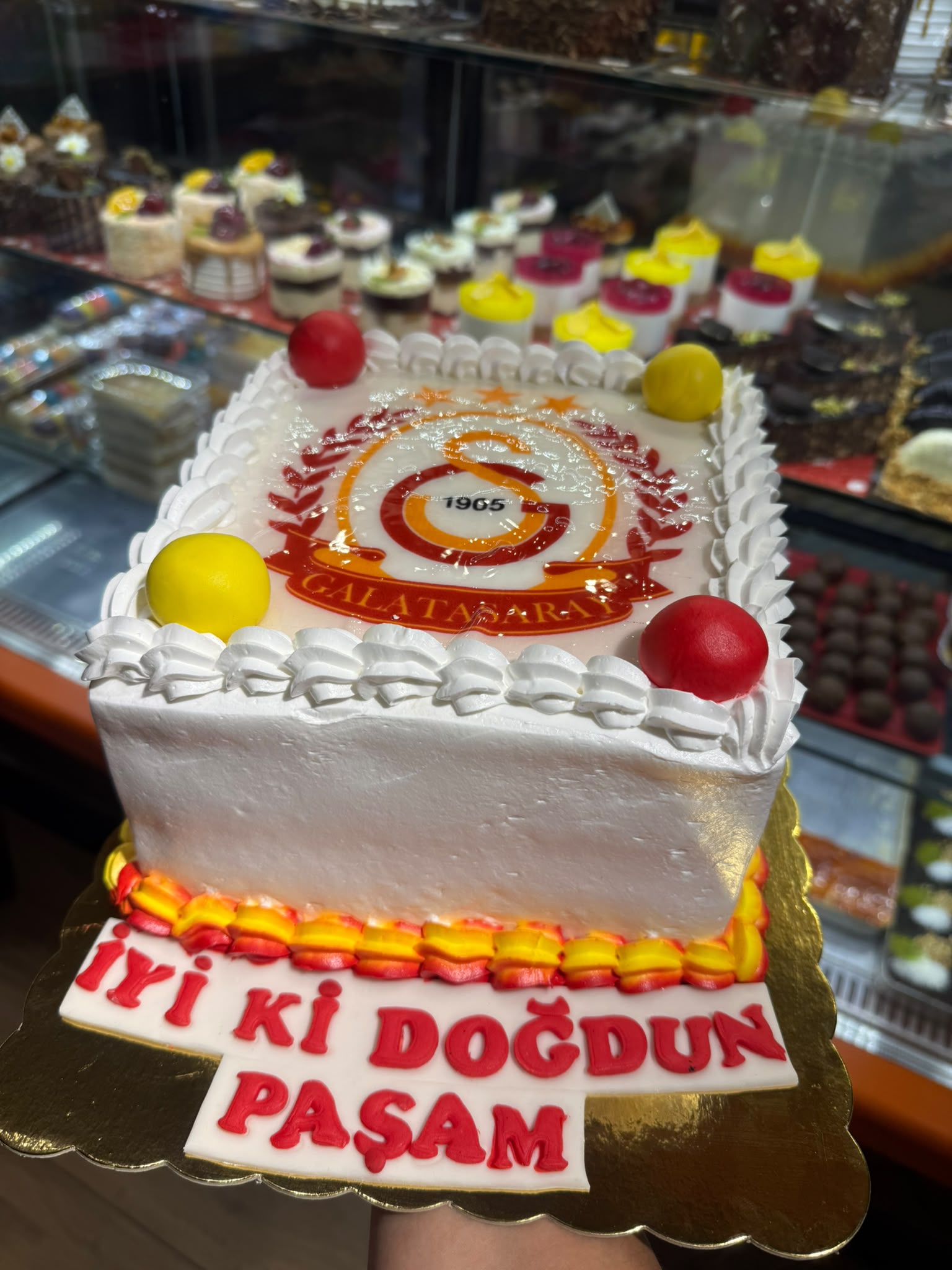 Ege Hüner Unlu Mamülleri Şarküteri